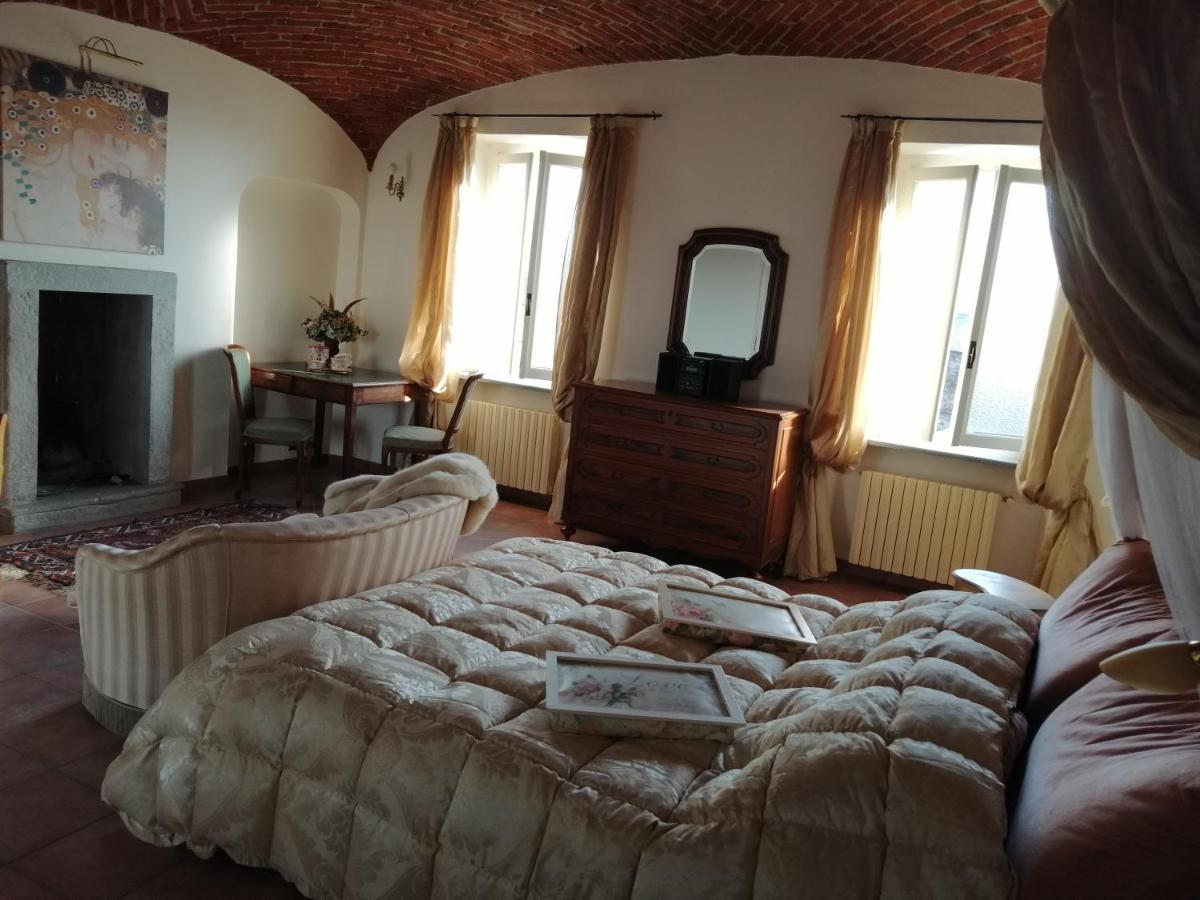 Bed and Breakfast Cascina Rossa 21 Stroppiana Exterior foto
